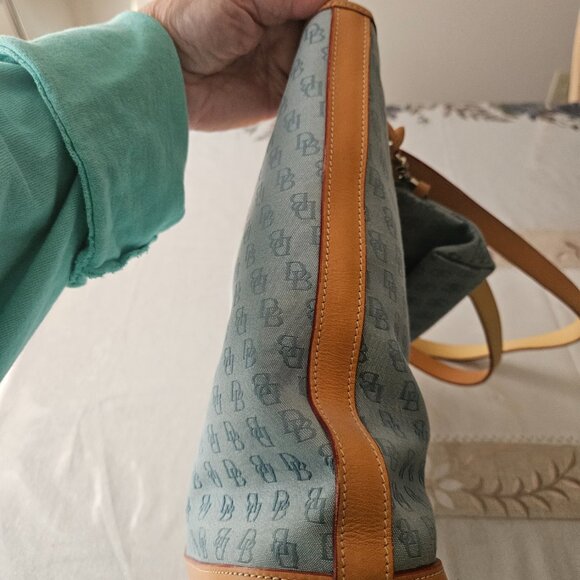 Vintage Light Blue Dooney and Bourke Shoulder/Tote Bag - Picture 9 of 14